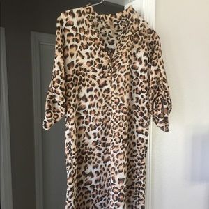 🎉 Leopard print light weight tunic